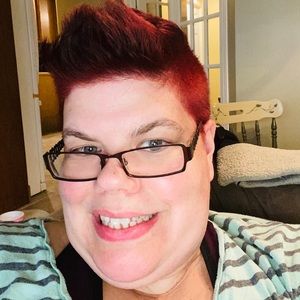 Meet your Posher, Genevieve